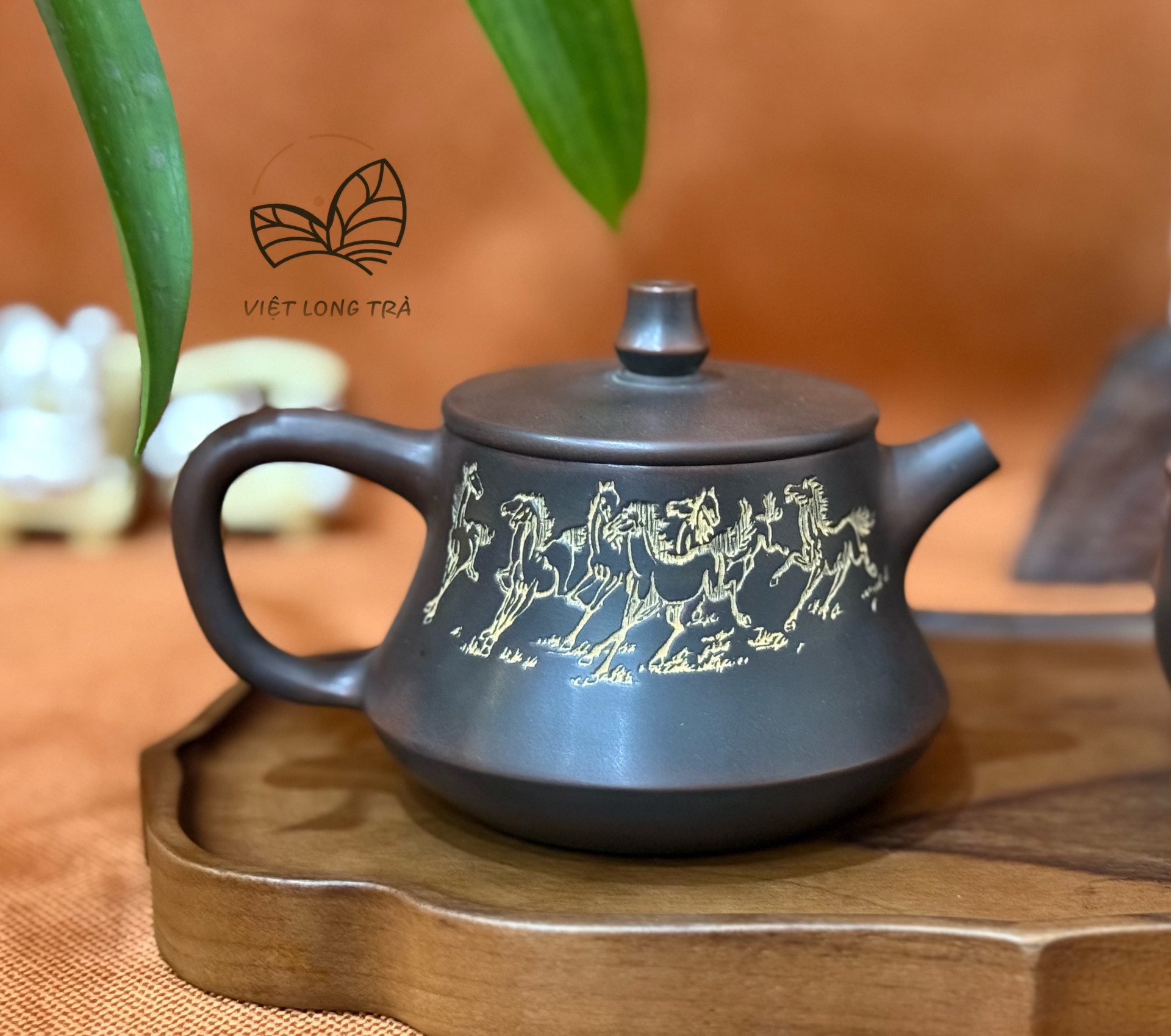 ZHUCHU TEAPOT “SUCCESS ON HORSEBACK” QINZHOU NIXING CERAMIC 200ML - HANDMADE TEAPOT - ARTISAN HU DONGLI