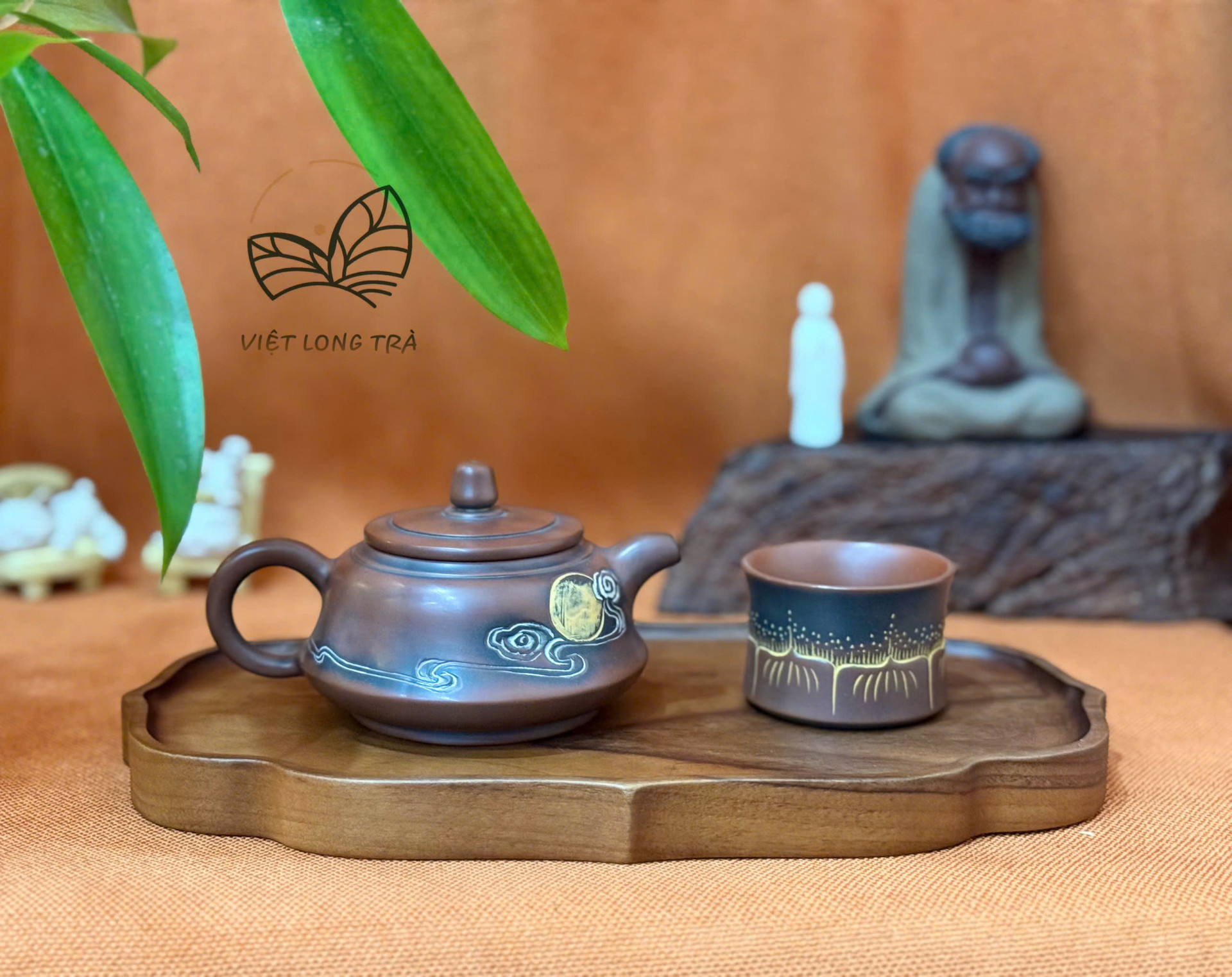 MOON AND CLOUDS TEAPOT IN NIXING CERAMIC 175ML - HANDMADE TEAPOT - FLAMBÉ FIRING ART
