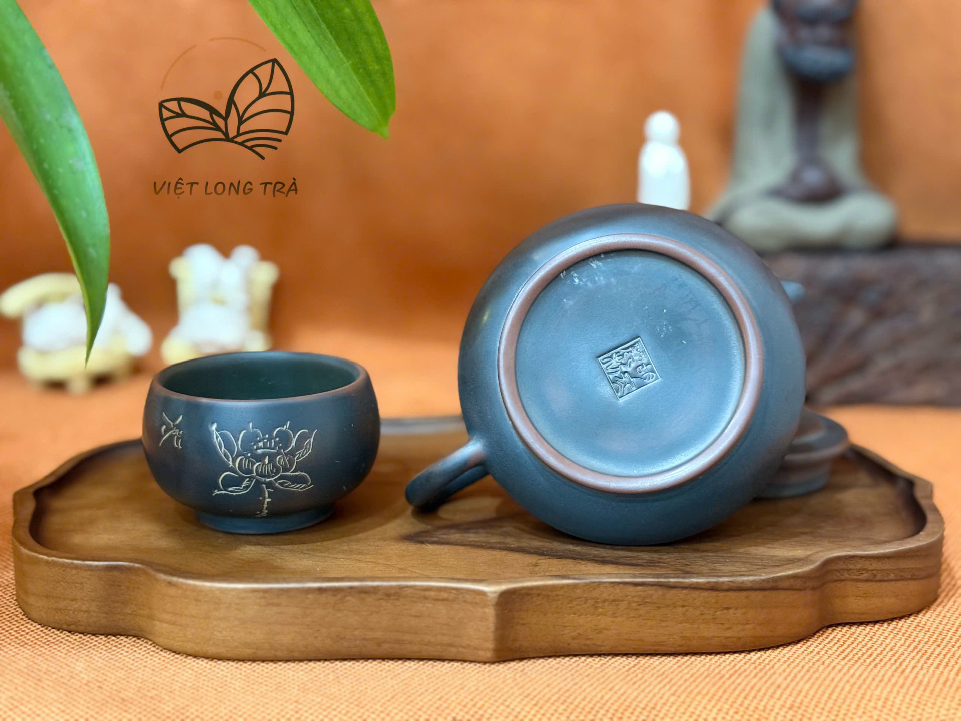 PLAIN NIXING CERAMIC TEAPOT 175ML - HANDMADE TEAPOT - ARTISAN HU DONGLI