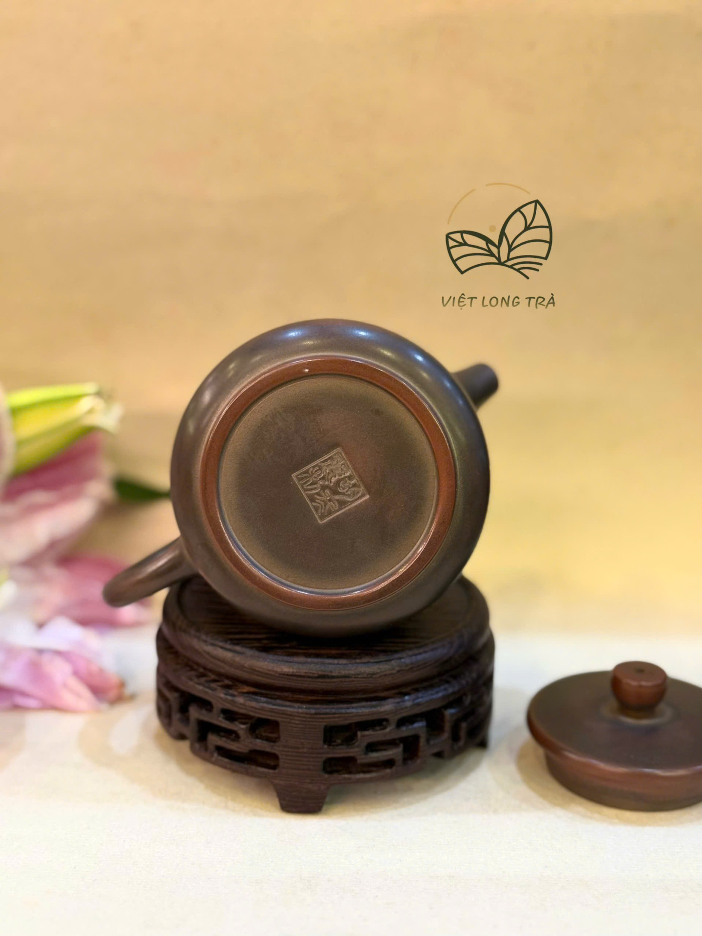 TALL SHIPIAO TEAPOT WITH BIRD-AND-FLOWER PAINTING - NIXING CERAMIC - 110ML - HANDMADE TEAPOT