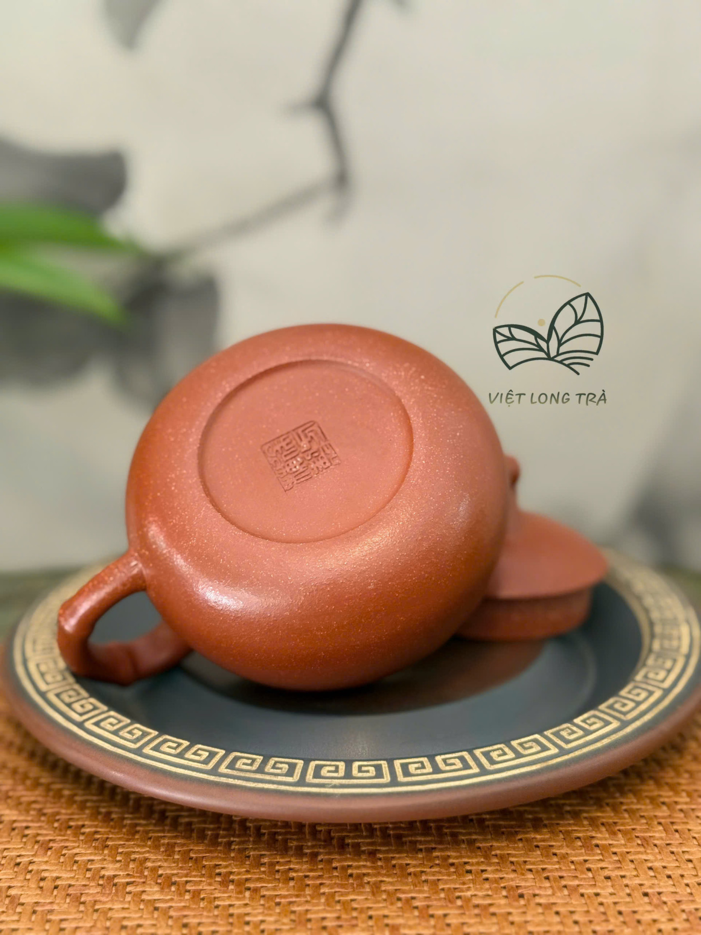 ẤM TRÀ TỬ SA VĂN ĐÁN TRÚC ĐOẠN  - CHẤT ĐẤT HỒNG GIÁNG PHA - DUNG TÍCH 190ML - VIỆT LONG TRÀ