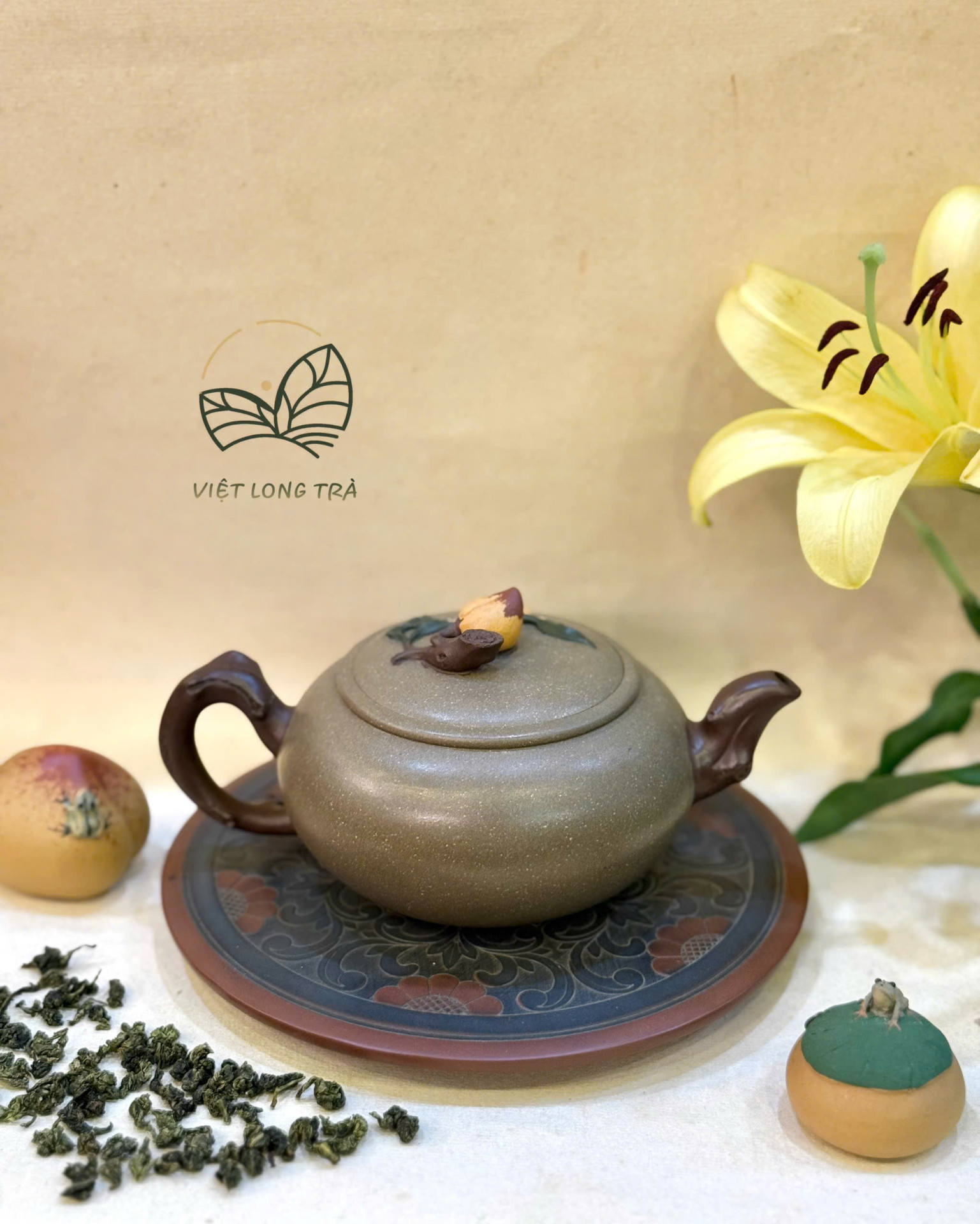 Ấm Trà Thạch Lựu Hồ - Chất đất thanh khôi đoạn nê - nghệ nhân Vương Phong Quân