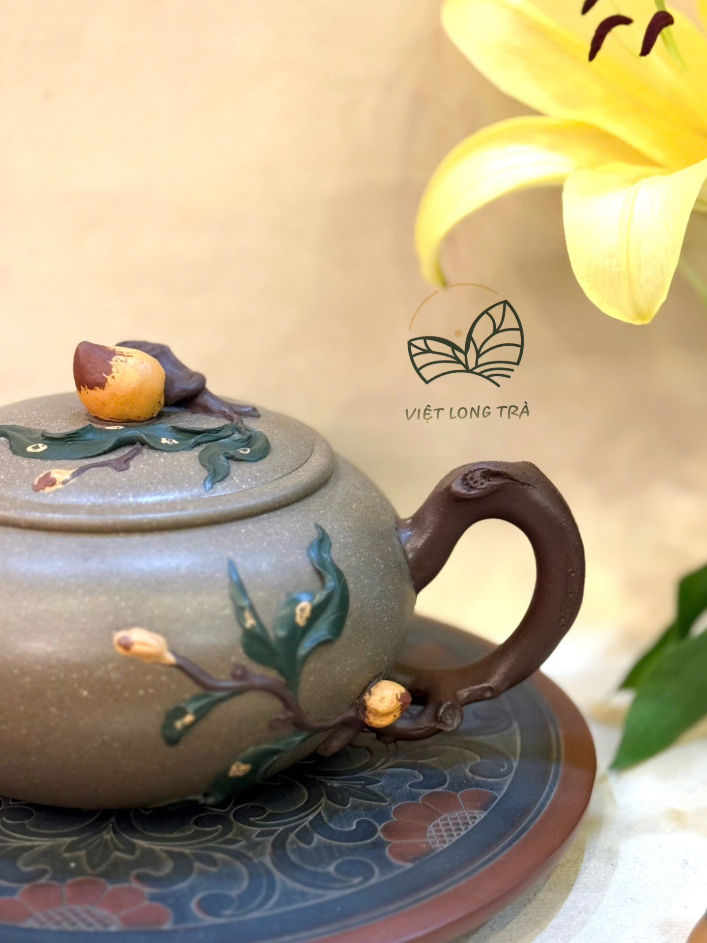Ấm Trà Thạch Lựu Hồ - Chất đất thanh khôi đoạn nê - nghệ nhân Vương Phong Quân
