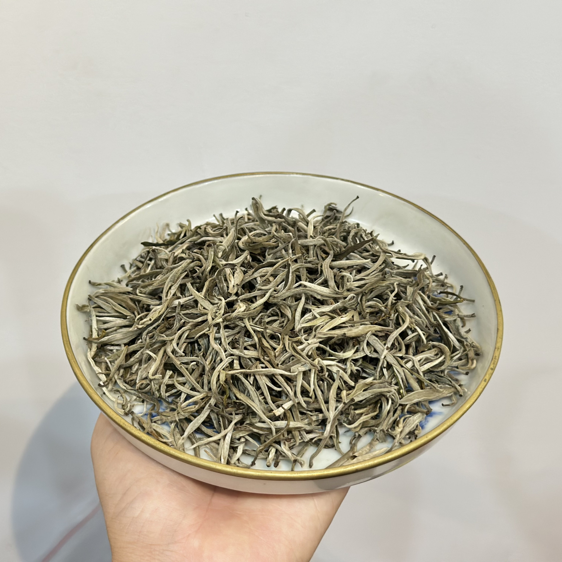 BẠCH TRÀ CỔ THỤ HÀ GIANG CAO CẤP - TUYỆT PHẨM TRÀ QUÝ VIỆT NAM - 100GRAM - QUÀ TẶNG CAO CẤP