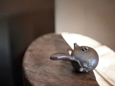 DUOWU TAOXIN NIXING CERAMIC TEAPOT FROM QINZHOU - 285ml - ZHU YONGKAO - BEAUTIFUL TEAPOT