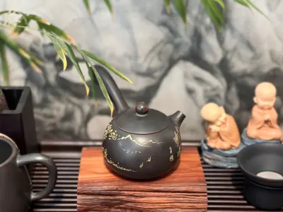 DUOWU GOLDEN LANDSCAPE NIXING CERAMIC TEAPOT FROM QINZHOU - 220ML - ZHU YONGKAO - HANDMADE TEAPOT
