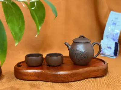 Zini Clay Teapot "Hidden Fragrance, Autumn Charm" — Artisan Huang Jian — 230 ml — Beautiful Teapot