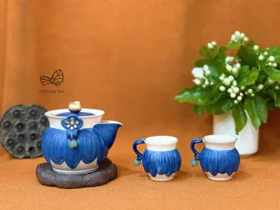 CONVENIENT 4-PIECE TRAVEL GAIWAN BREWING SET - JADE LOTUS MOTIF - GAIWAN SET