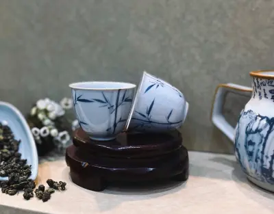 HAND-PAINTED GREEN BAMBOO PORCELAIN CUP - CAPACITY 50ML - ELEGANT TEA CUP