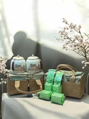 HỘP TRÀ QUÀ TẶNG SANG TRỌNG