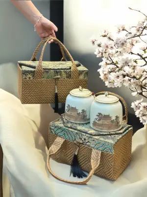 SƠN THỦY DRAWSTRING POUCH TEA GIFT SET - LUXURY PORCELAIN TEA CADDY (TEA NOT INCLUDED)