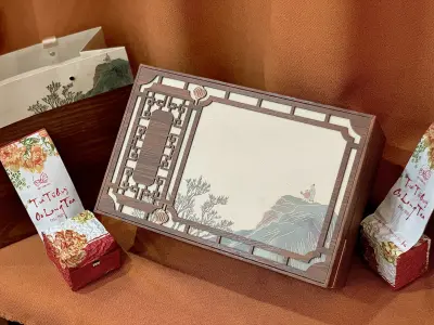 SƠN THỦY TEA GIFT BOX (TEA NOT INCLUDED)