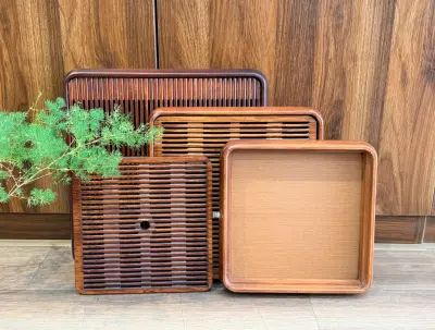 Square Slatted Tea Tray "Auspicious Clouds" — Smoked Bamboo — Large Size 38.5 × 38.5 × 4 cm — Durable Tea Tray