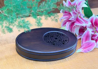 Small Oval Smoked Bamboo Tea Tray — Dimensions 29 × 20 × 5 cm