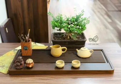 CẨM TÚ TEA TRAY - SOLID BAMBOO - WALNUT-LACQUERED SURFACE - MEDIUM SIZE 70X32X3CM