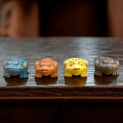 WEALTH-ATTRACTING CHANCHU MONEY TOAD IN ZISHA CERAMIC - SMALL SIZE - FENG SHUI TEA TABLE DECOR