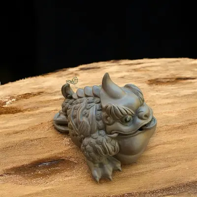WEALTH-ATTRACTING CHANCHU MONEY TOAD IN ZINI CLAY - PREMIUM HANDMADE PIECE - AUSPICIOUS FENG SHUI MEANING