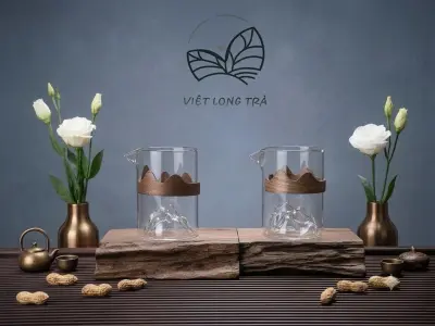 TỐNG TRÀ THỦY TINH HỌA TIẾT NÚI ỐP GỖ - DUNG TÍCH 380ML - DỤNG CỤ TRÀ ĐẠO ĐẸP
