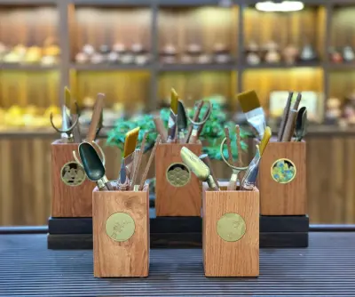 SQUARE ROSEWOOD TEA UTENSIL SET, 5 PIECES - DURABLE