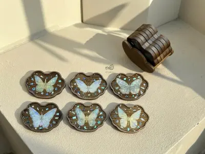 ĐẾ LÓT LY GỖ ÓC CHÓ KHẢM XÀ CỪ HỌA TIẾT BƯỚM - TRÀ CỤ BÀN TRÀ CHUYÊN DỤNG