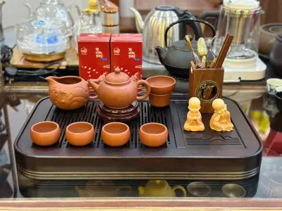 THỦY BÌNH DA HONG PAO CLAY TEAPOT SET — 220ML CAPACITY — LUXURY GIFT BOX INCLUDED