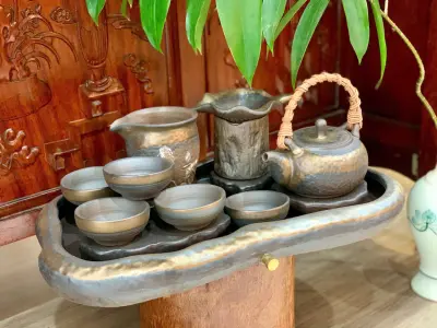 JAPANESE BIZEN CERAMIC LOTUS TEAPOT SET — 250 ML CAPACITY